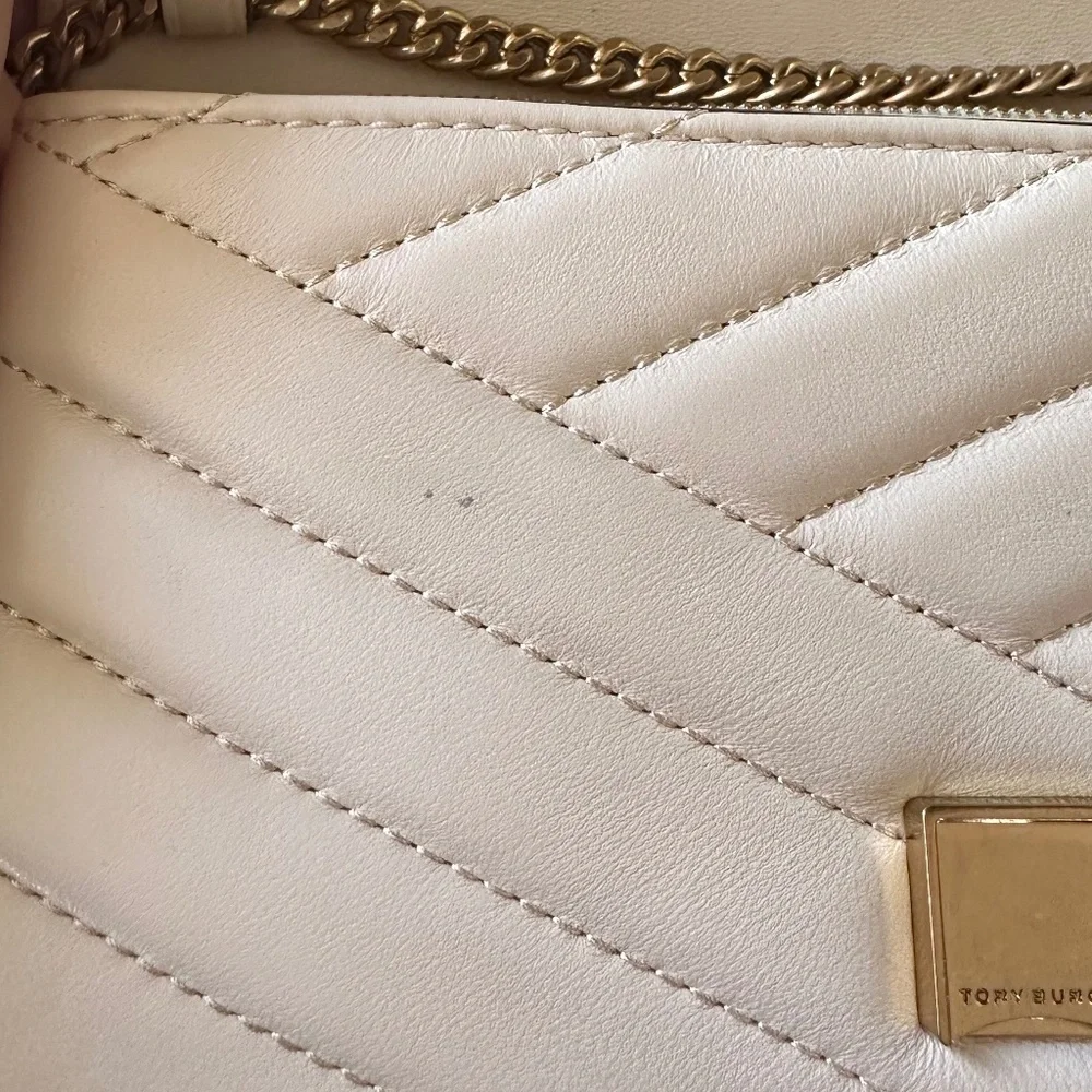 Tory Burch Kira Chevron Clutch Crossbody Bag - Picture 6 of 6